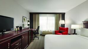 Premium bedding, desk, iron/ironing board, free cribs/infant beds