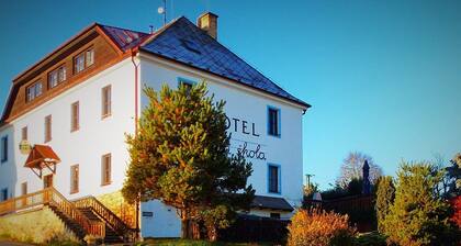 Hotel Stará Škola