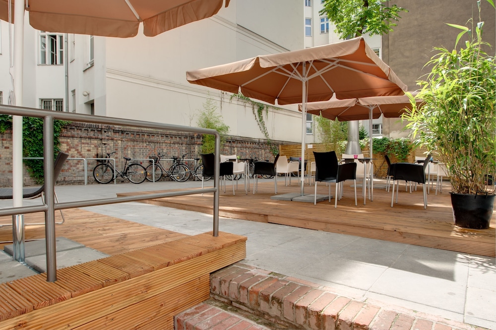 Foto - MEININGER Hotel Berlin Mitte