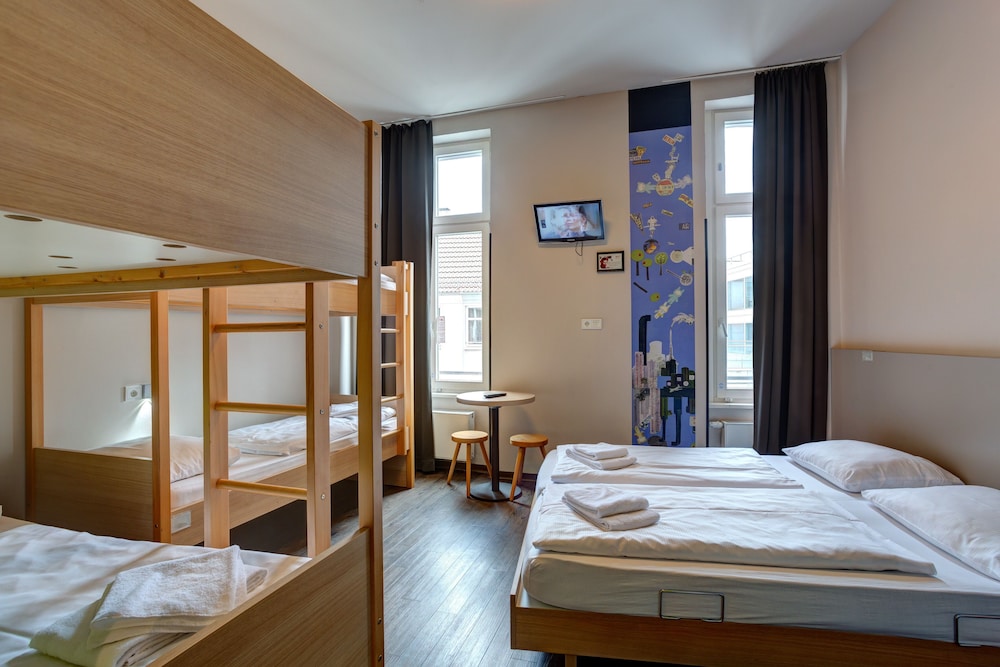 Foto - MEININGER Hotel Berlin Mitte