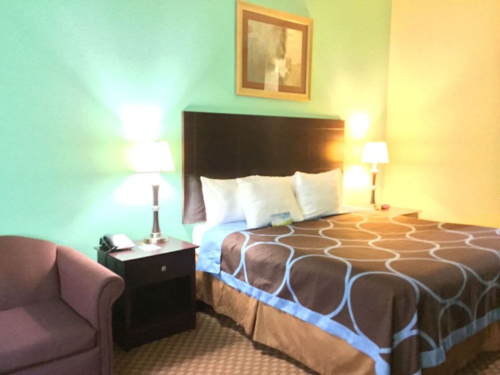 Days Inn by Wyndham Kemah