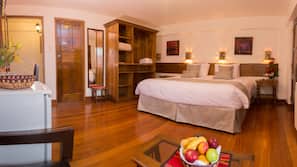 Premium bedding, pillow top beds, minibar, in-room safe