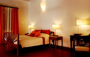 Deluxe Room | Premium bedding, in-room safe, individually decorated