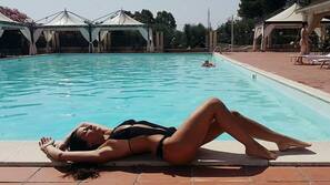 Piscina all'aperto