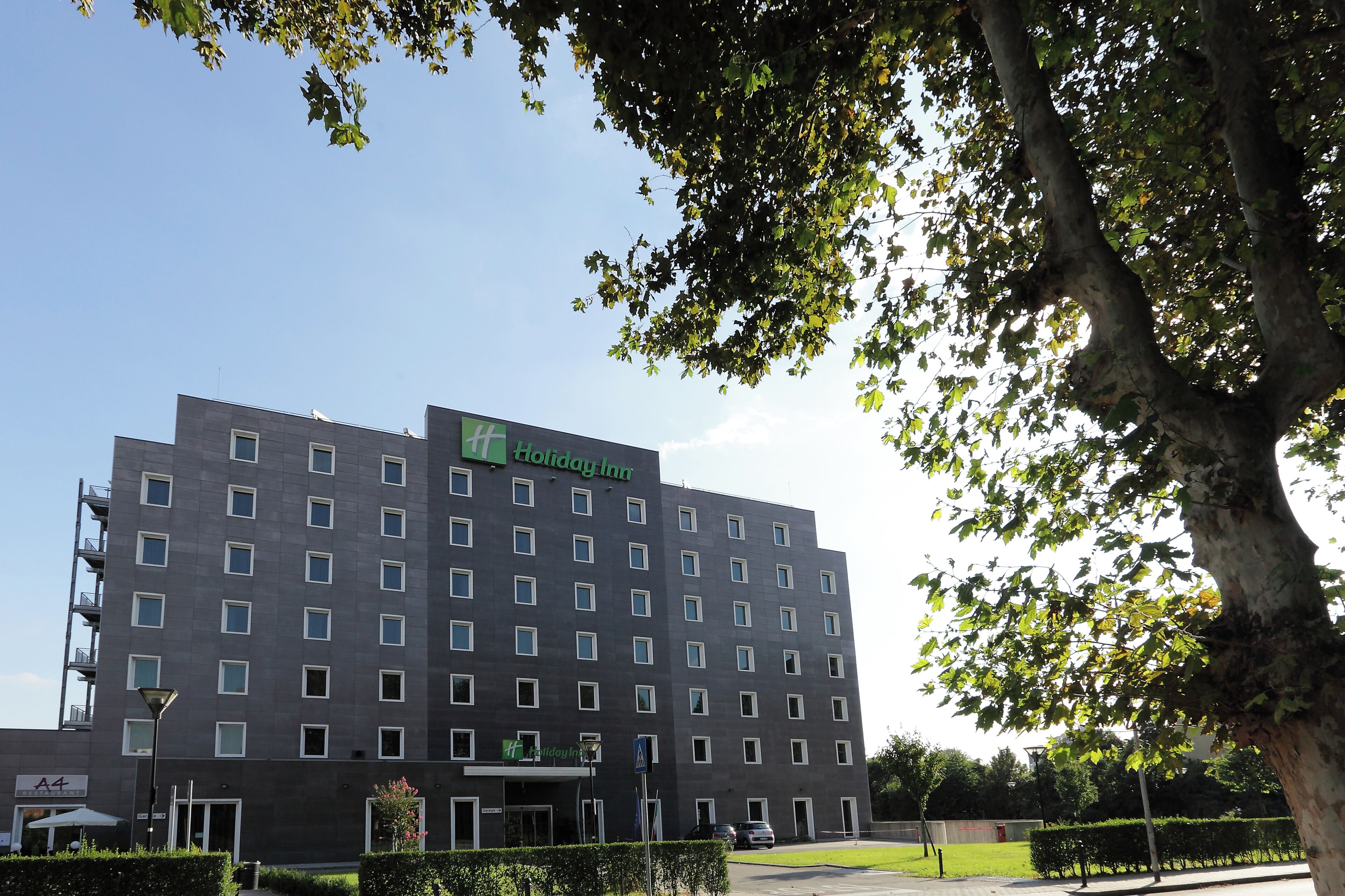 Holiday Inn Milan Nord Zara in Cinisello Balsamo, Italy