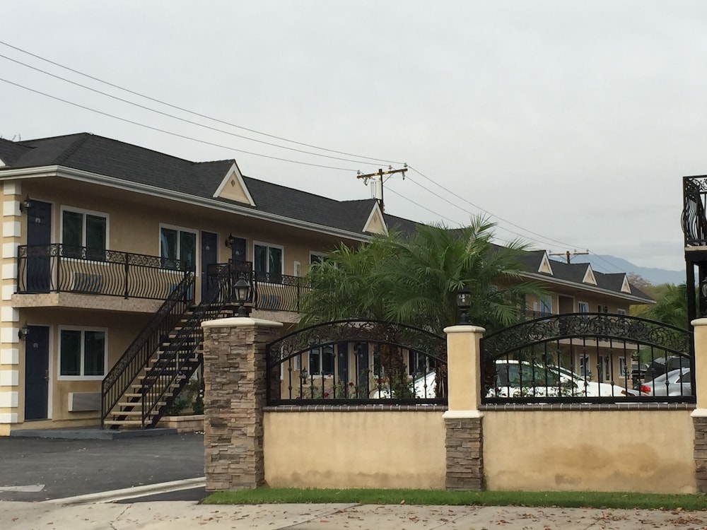 Walnut Inn Suites West Covina In Los Angeles Hotel Rates Walnut Inn Suites West Covina In Los Angeles Hotel Rates Reviews On Orbitz