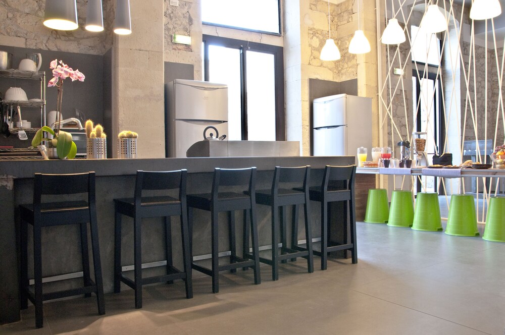 LoL Hostel Siracusa Deals & Reviews (Syracuse, ITA) Wotif