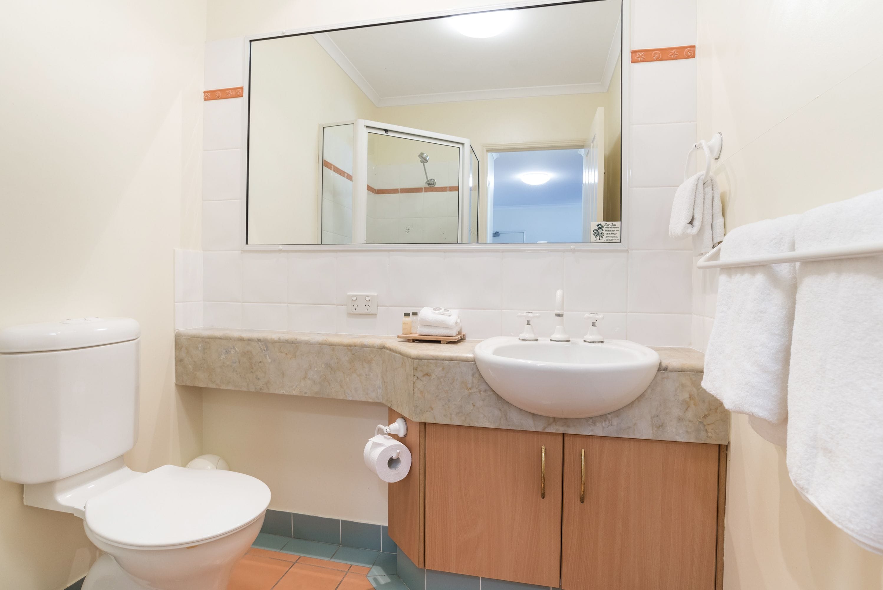 Mid City Luxury Suites