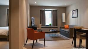 Luxe beddengoed, een kluis op de kamer, individueel gedecoreerd