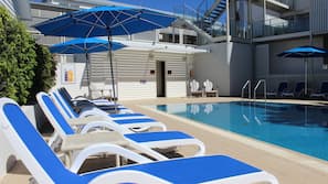 Outdoor pool, pool loungers