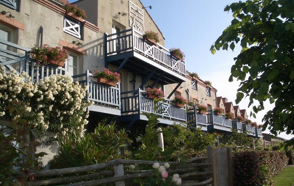 Auberge La Fontaine aux Bretons in Pornic Best Rates & Deals on Orbitz