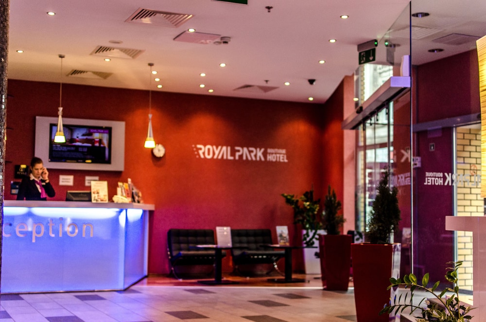 Royal Park Boutique Hotel Airport Shuttle www.wotif.com