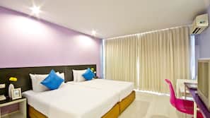 In-room safe, individually decorated, individually furnished, desk