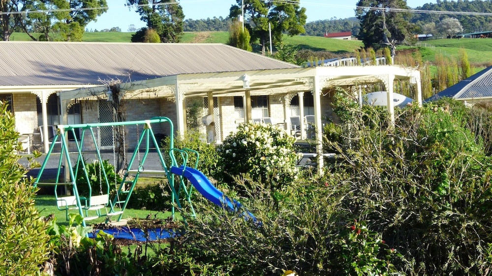 Children's play area - outdoor, Port Arthur Villas