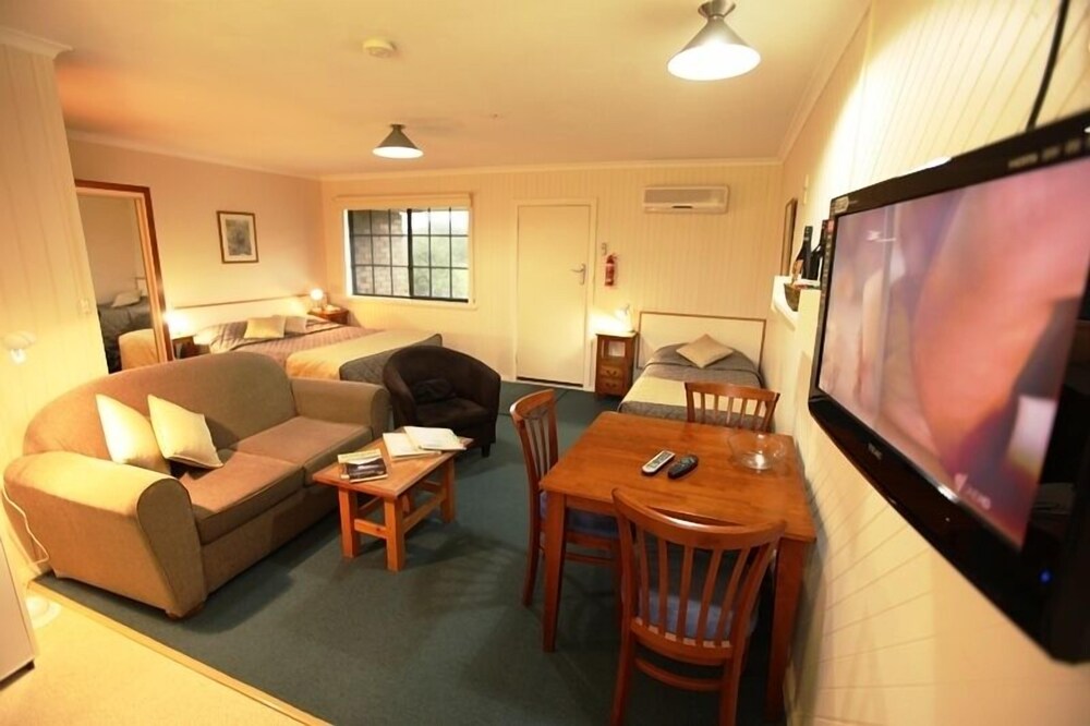 Port Arthur Villas