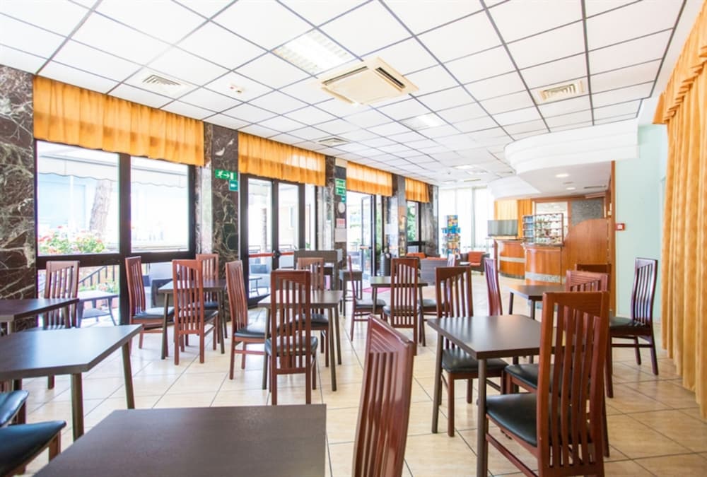 Hotel Aldebaran Rimini Rn Hotel Aldebaran Rimini Rn