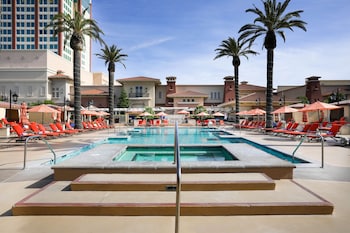 Thunder Valley Casino Resort, Sacramento: $250 Room Prices ...