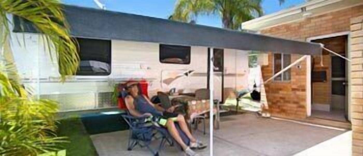 Gateway Lifestyle Lorikeet