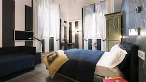 Minibar, una cassaforte in camera, una scrivania, tende oscuranti