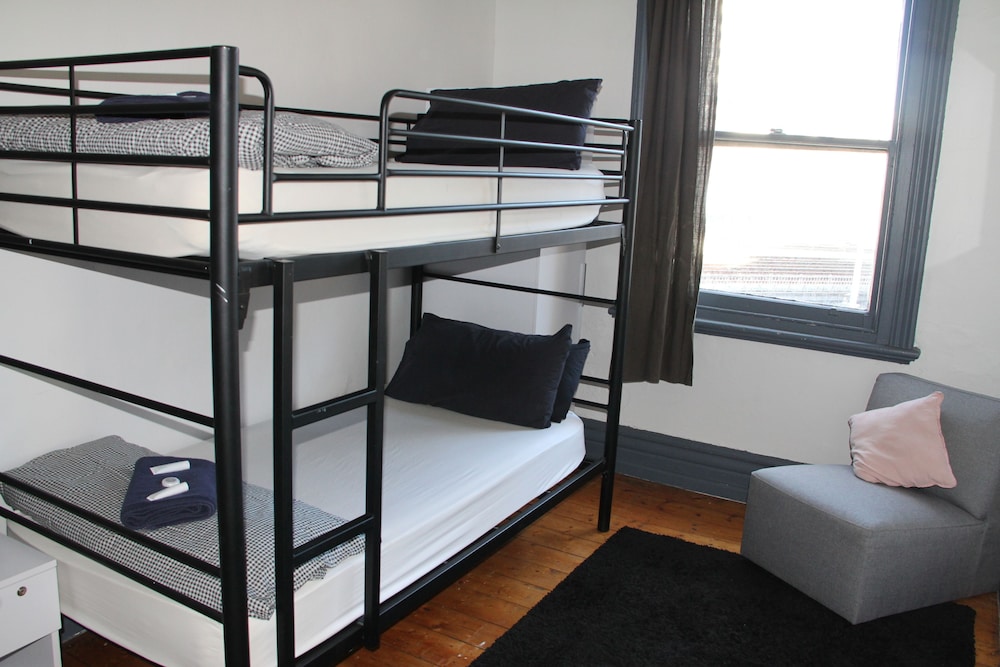Nomads All Nations - Hostel