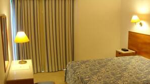 Minibar, in-room safe, free WiFi, wheelchair access
