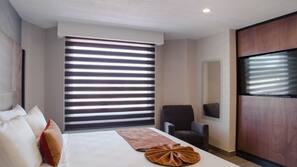 Coffre-forts dans les chambres, bureau, rideaux occultants