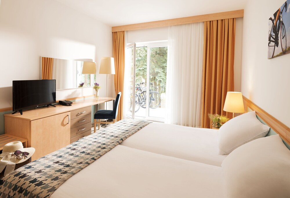 Adria Ankaran Hotel And Resort Adria Ankaran Hotel And Resort