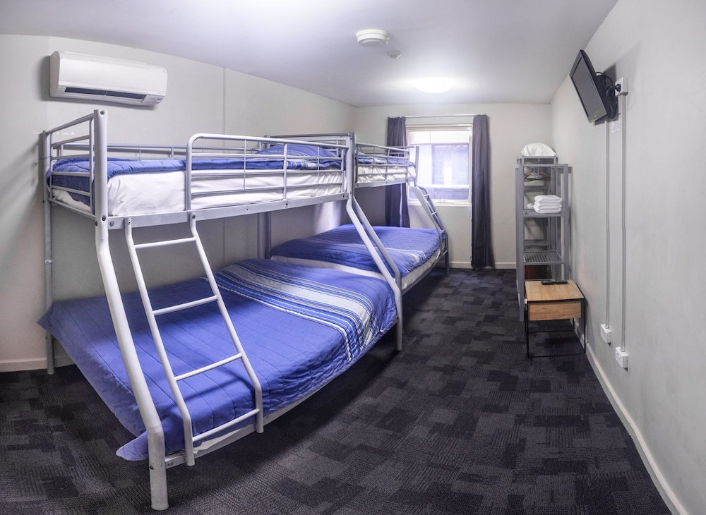 Big Hostel