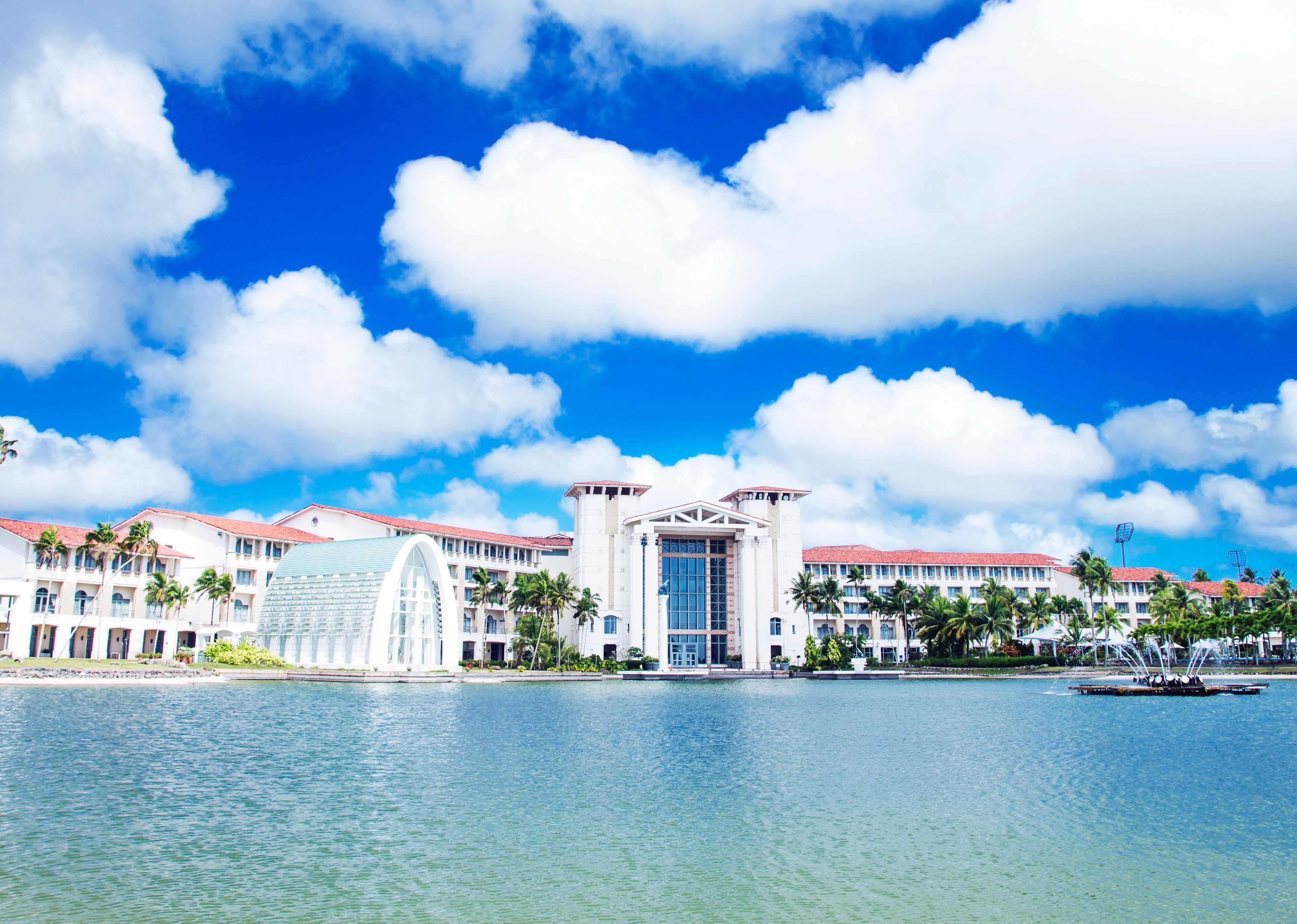 オンワード ビーチ リゾート 口コミ 部屋写真 料金 お得情報 エクスペディア