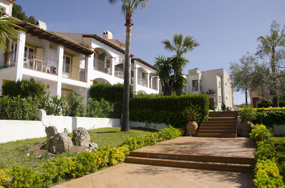 Aparthotel ona aucanada club spain