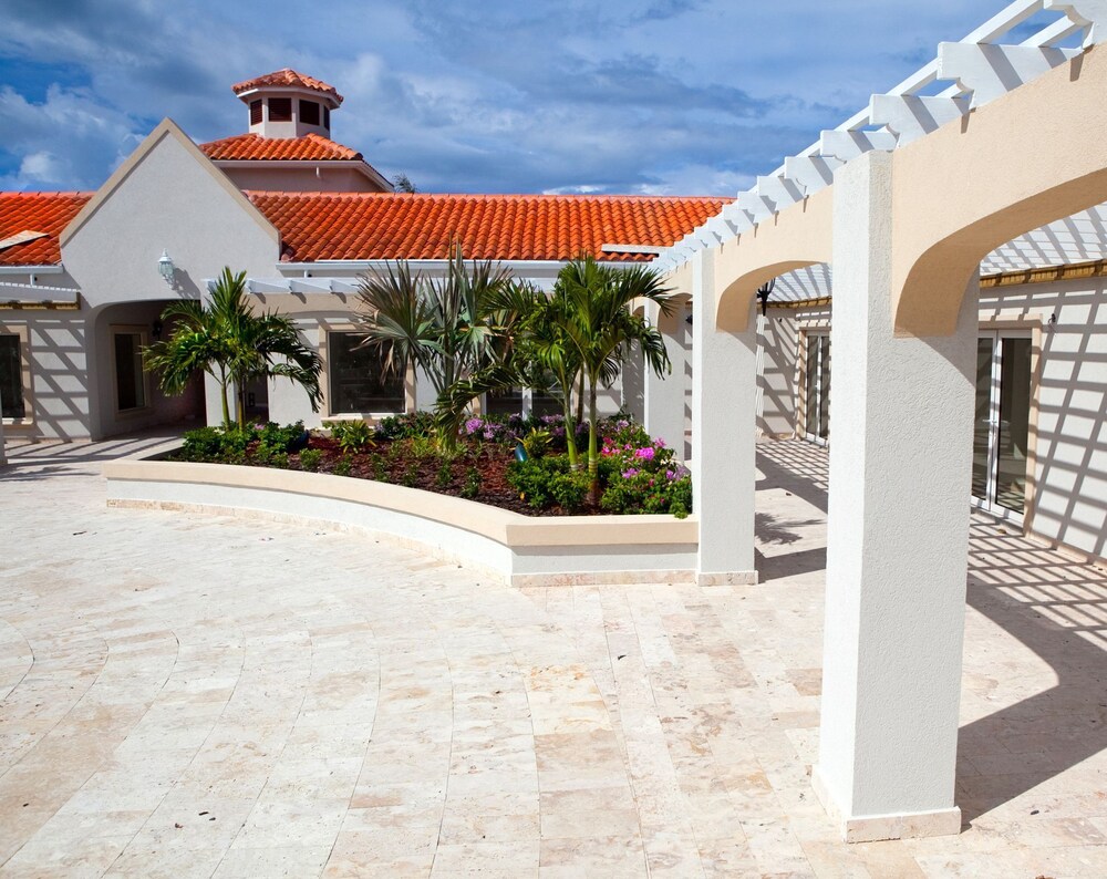 Hotel La Vista Azul in Providenciales Best Rates & Deals on Orbitz