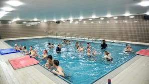 Innendørsbasseng