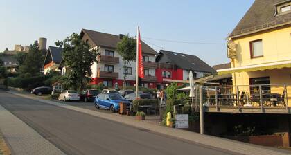 Race-Hotel zur Burg Nürburg