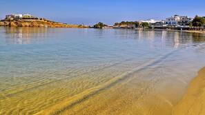 Beach nearby, beach towels, beach volleyball, 8 beach bars