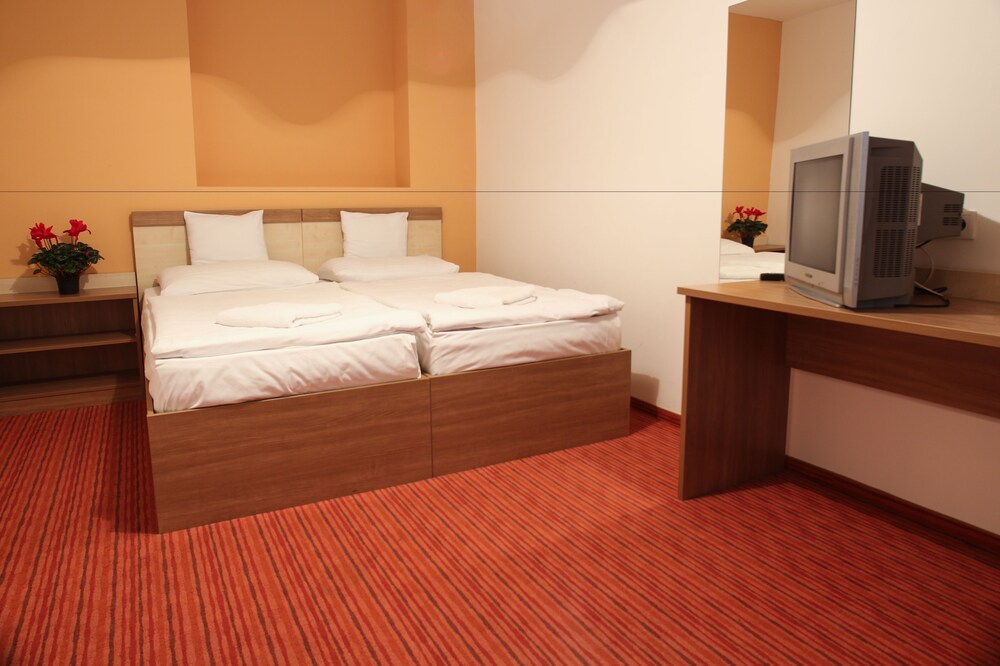 Silver Hotel Budapest City Center in Budapest Best Rates & Deals on Orbitz Silver Hotel Budapest City Center in Budapest Best Rates & Deals on Orbitz