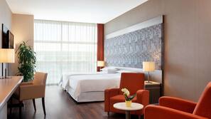 Minibar, in-room safe, desk, blackout curtains