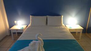 Premium bedding, minibar, blackout drapes, free WiFi