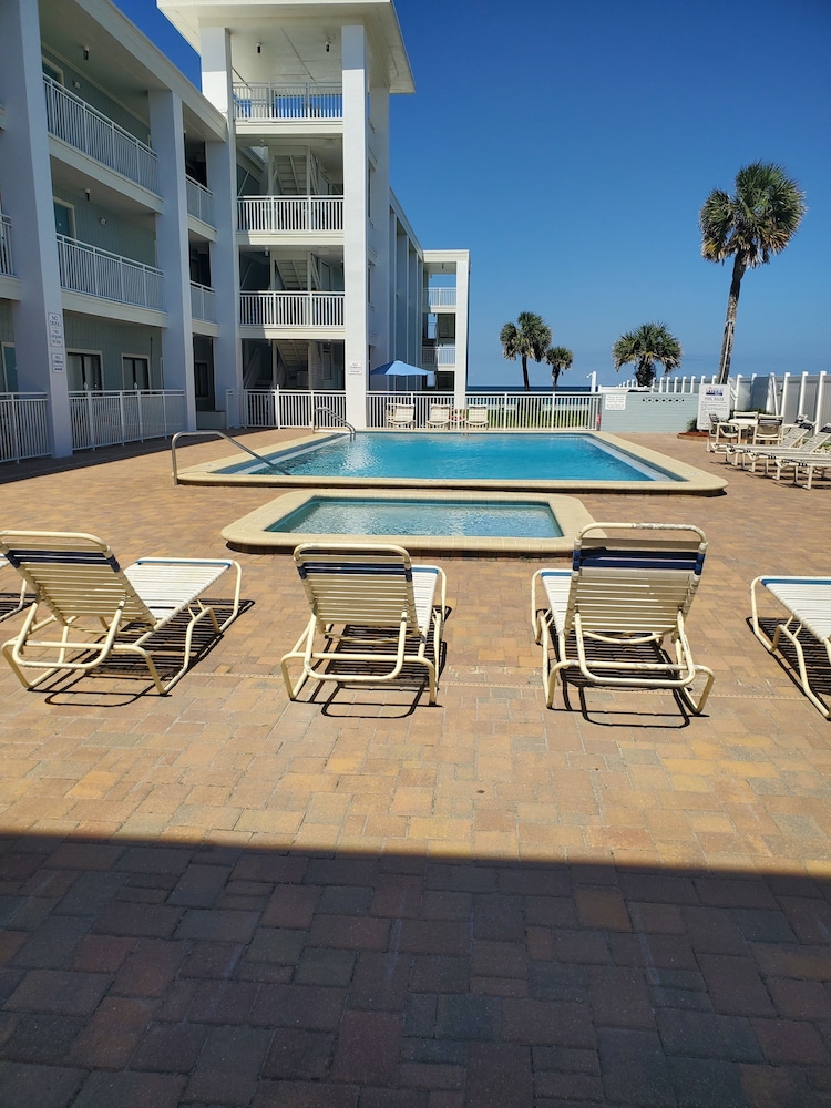 Coastal Waters Inn In New Smyrna Beach Hotel Rates Reviews On Orbitz