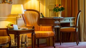 Premium bedding, minibar, in-room safe, individually furnished