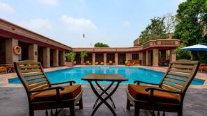 Outdoor pool, pool umbrellas