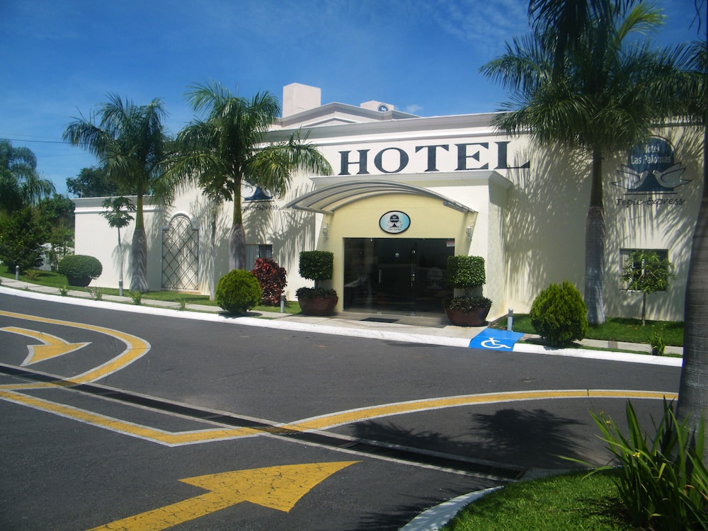 Front of property, Hotel Las Palomas Tepic Express