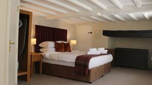 Free WiFi, linens, wheelchair access