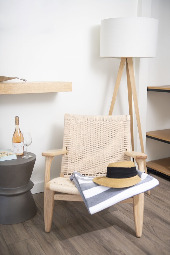 Endless Coast, A Boutique Hotel, Wellfleet Room Prices & Reviews