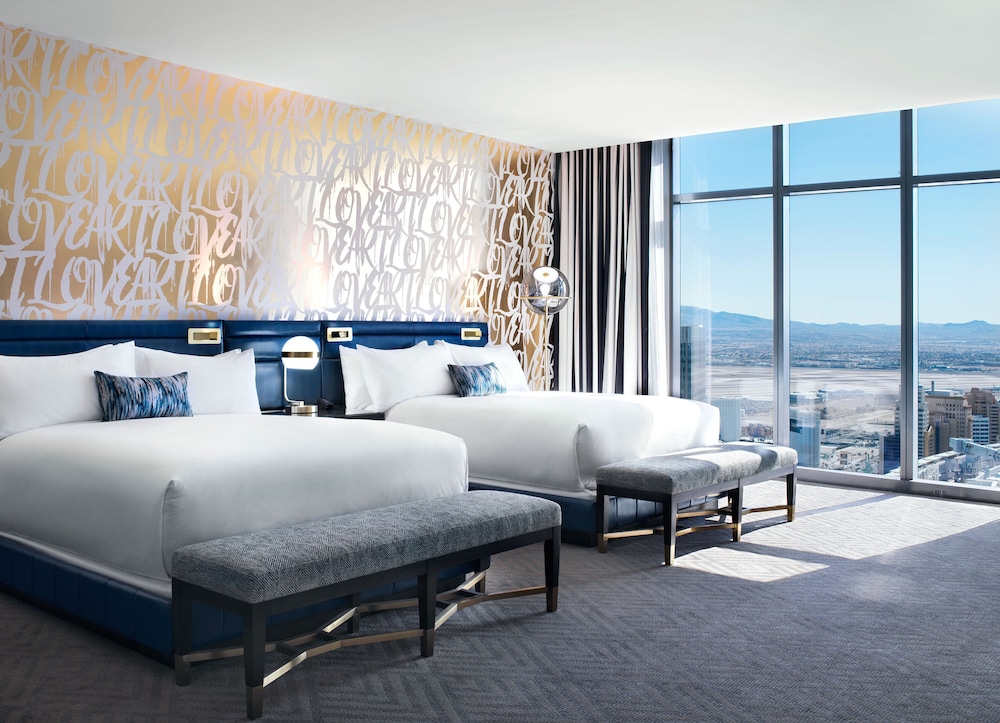 7 Best Hotels With Balconies On Las Vegas Strip Updated Trip101