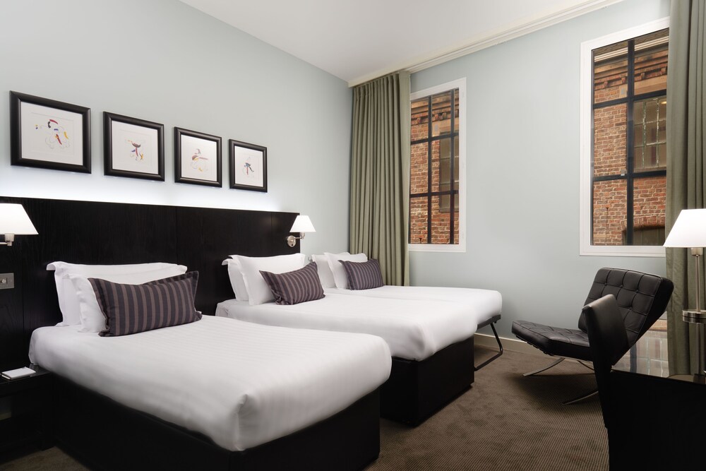 The Nadler Liverpool Hotel King Room The Nadler Liverpool Hotel King Room