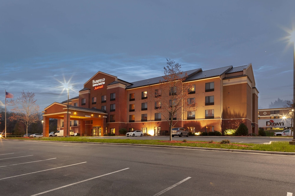 Fairfield Inn Suites By Marriott Charlotte Matthews In Charlotte