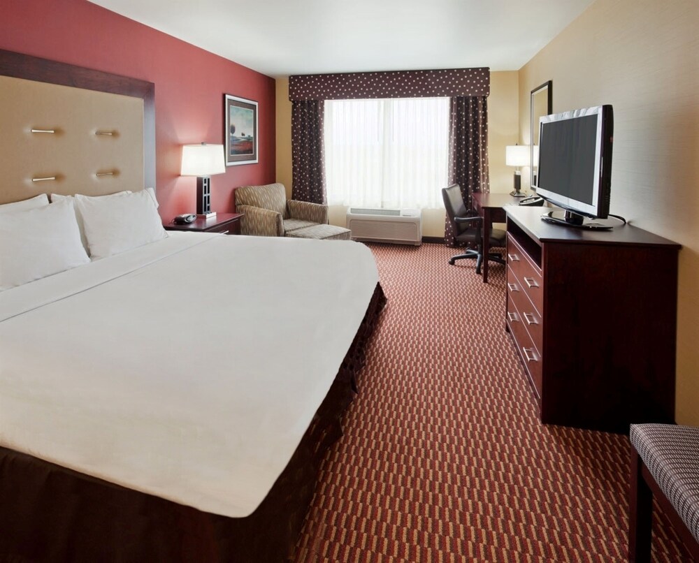 Holiday Inn Express Hotel & Suites Great Falls, an IHG Hotel