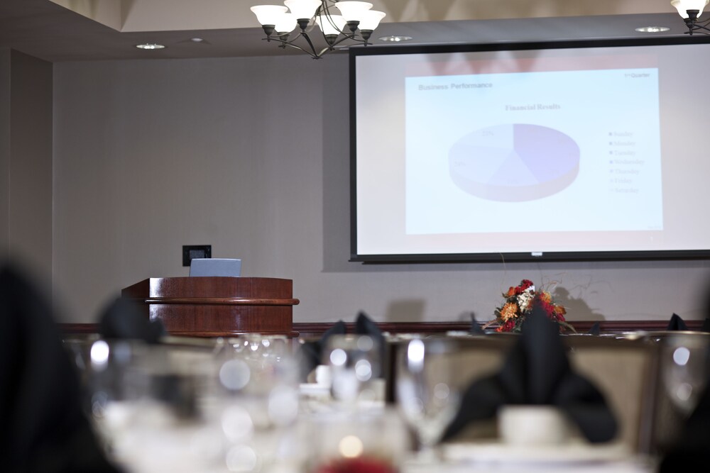 Cherokee Casino & Hotel West Siloam Springs in Colcord Best Rates