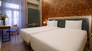 Minibar, in-room safe, desk, soundproofing