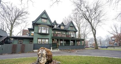 Stone Soup Inn